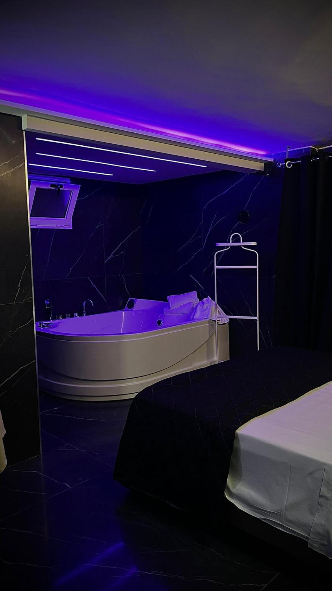 Hotel Glem Варкатуро Экстерьер фото