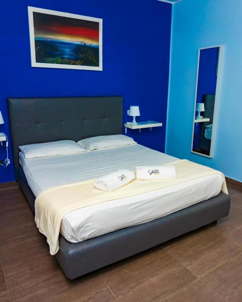 Hotel Glem Варкатуро Экстерьер фото