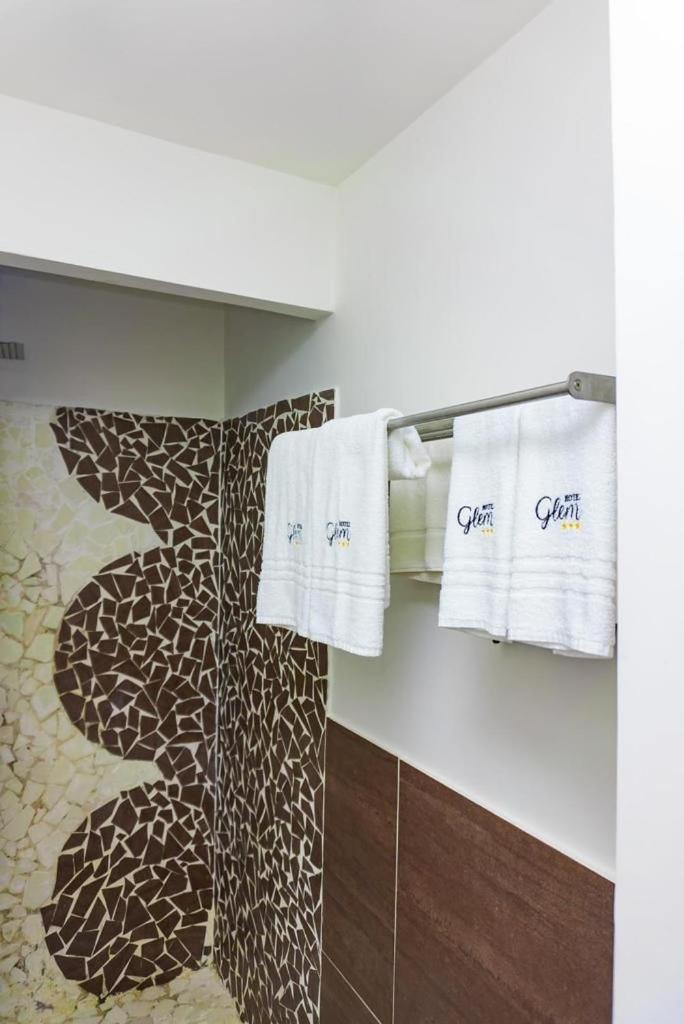 Hotel Glem Варкатуро Экстерьер фото